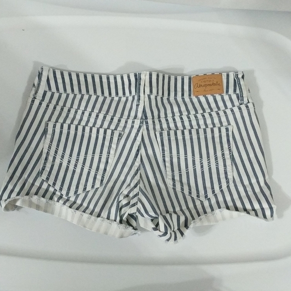 Aeropostale Blue & White Striped Denim Shorts - size 0 - Picture 4 of 6